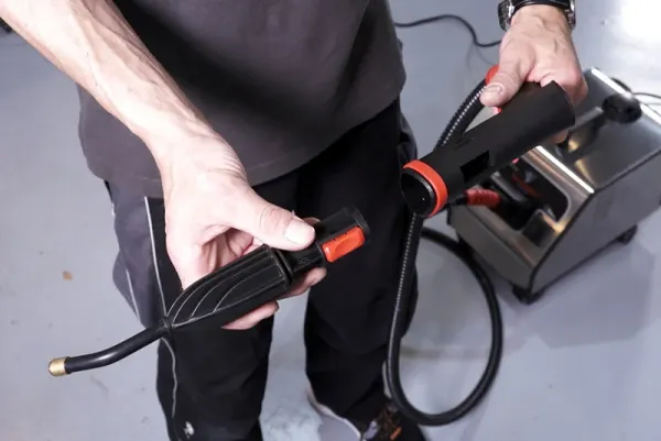 Tornador STEAM Dampfreinigungsgerät 3250 W